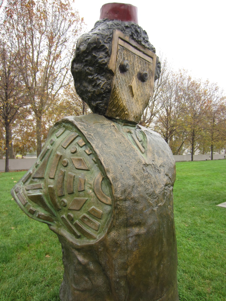 Children of the world sculptures by Rachid Khimoune in Bercy Park Paris